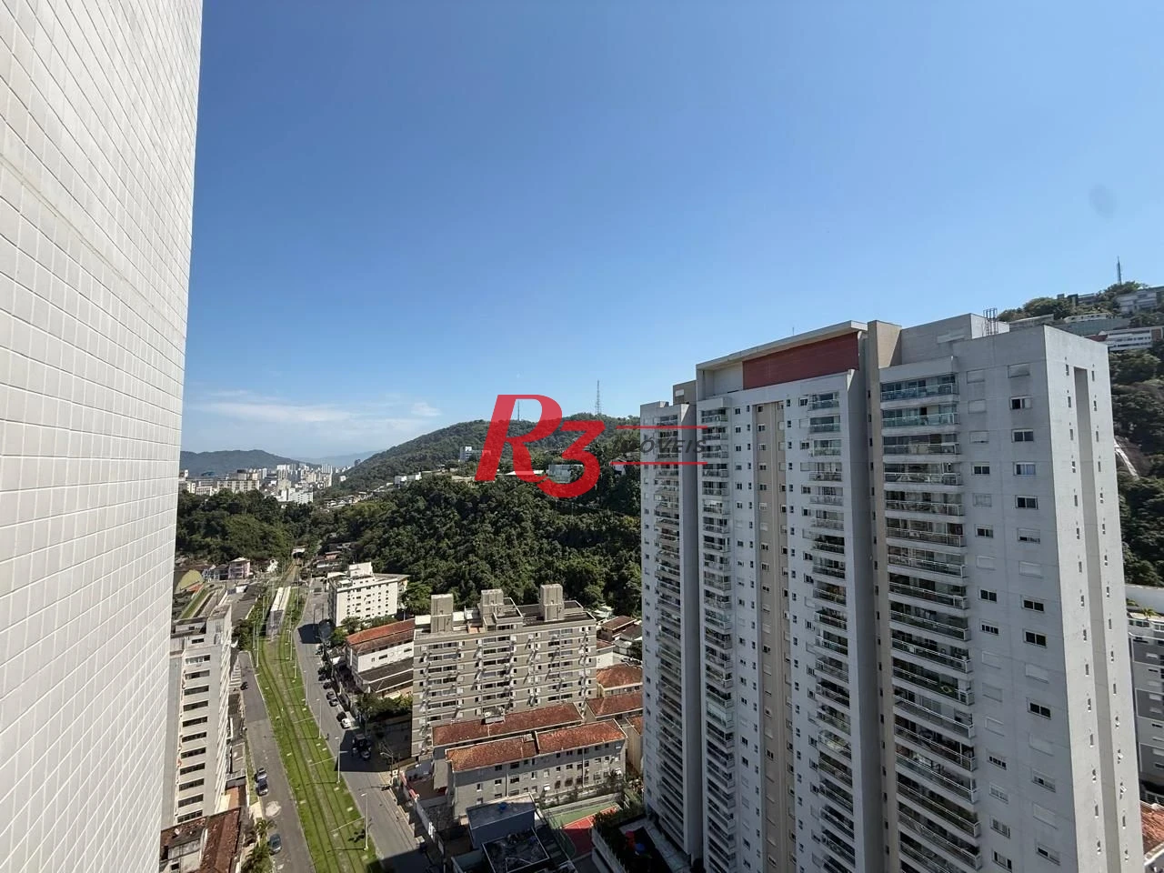 Apartamento com 2 dormitórios à venda, 70 m² por R$ 990.000,00 - José Menino - Santos/SP