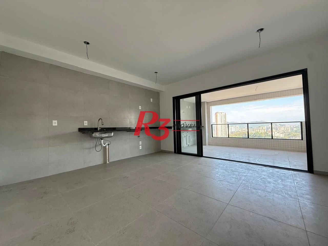 Apartamento com 2 dormitórios à venda, 70 m² por R$ 990.000,00 - José Menino - Santos/SP