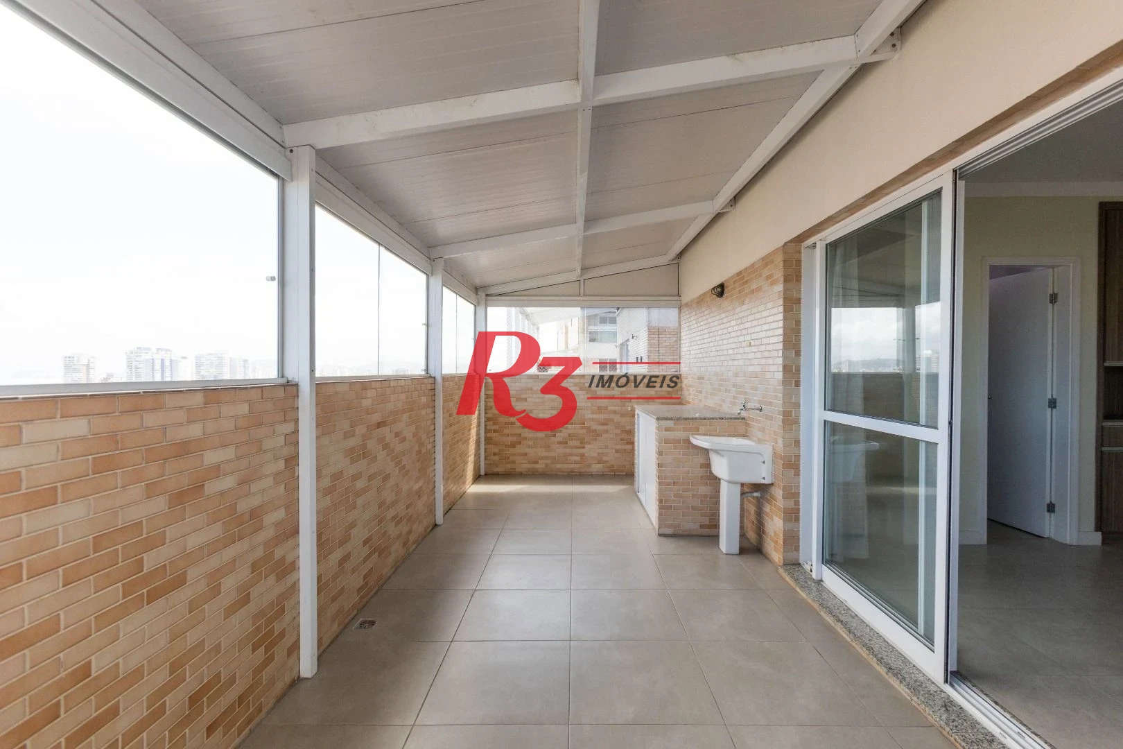 Cobertura com 3 dormitórios à venda, 180 m² por R$ 1.800.000,00 - Ponta da Praia - Santos/SP