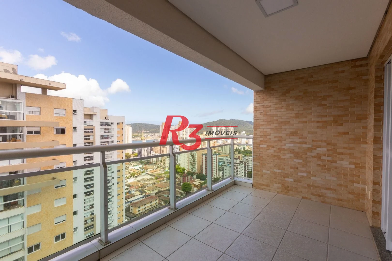 Cobertura com 3 dormitórios à venda, 180 m² por R$ 1.800.000,00 - Ponta da Praia - Santos/SP