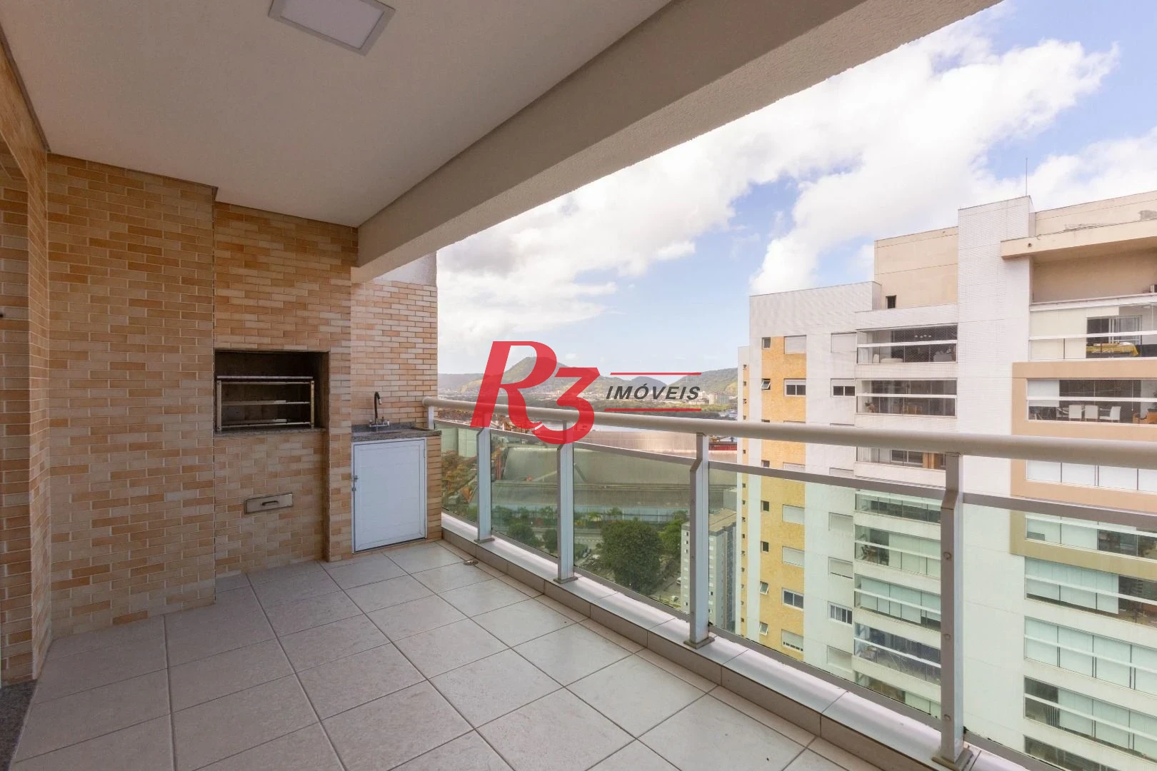 Cobertura com 3 dormitórios à venda, 180 m² por R$ 1.800.000,00 - Ponta da Praia - Santos/SP