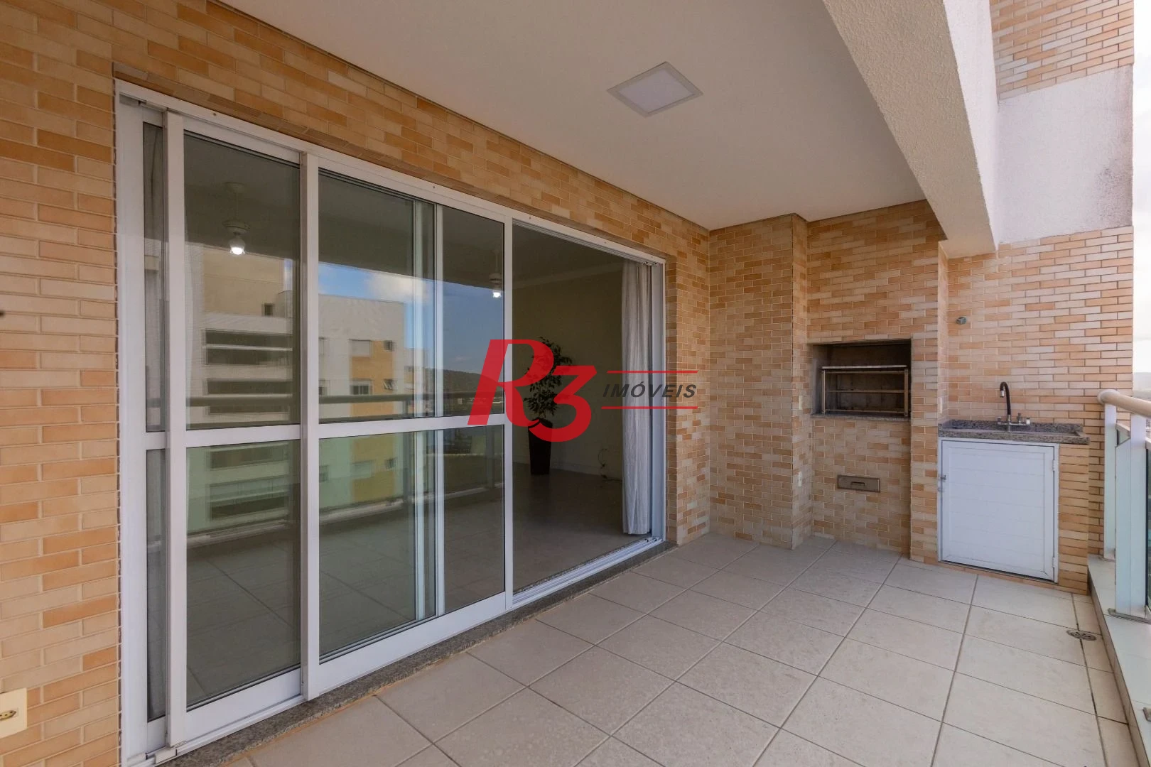 Cobertura com 3 dormitórios à venda, 180 m² por R$ 1.800.000,00 - Ponta da Praia - Santos/SP