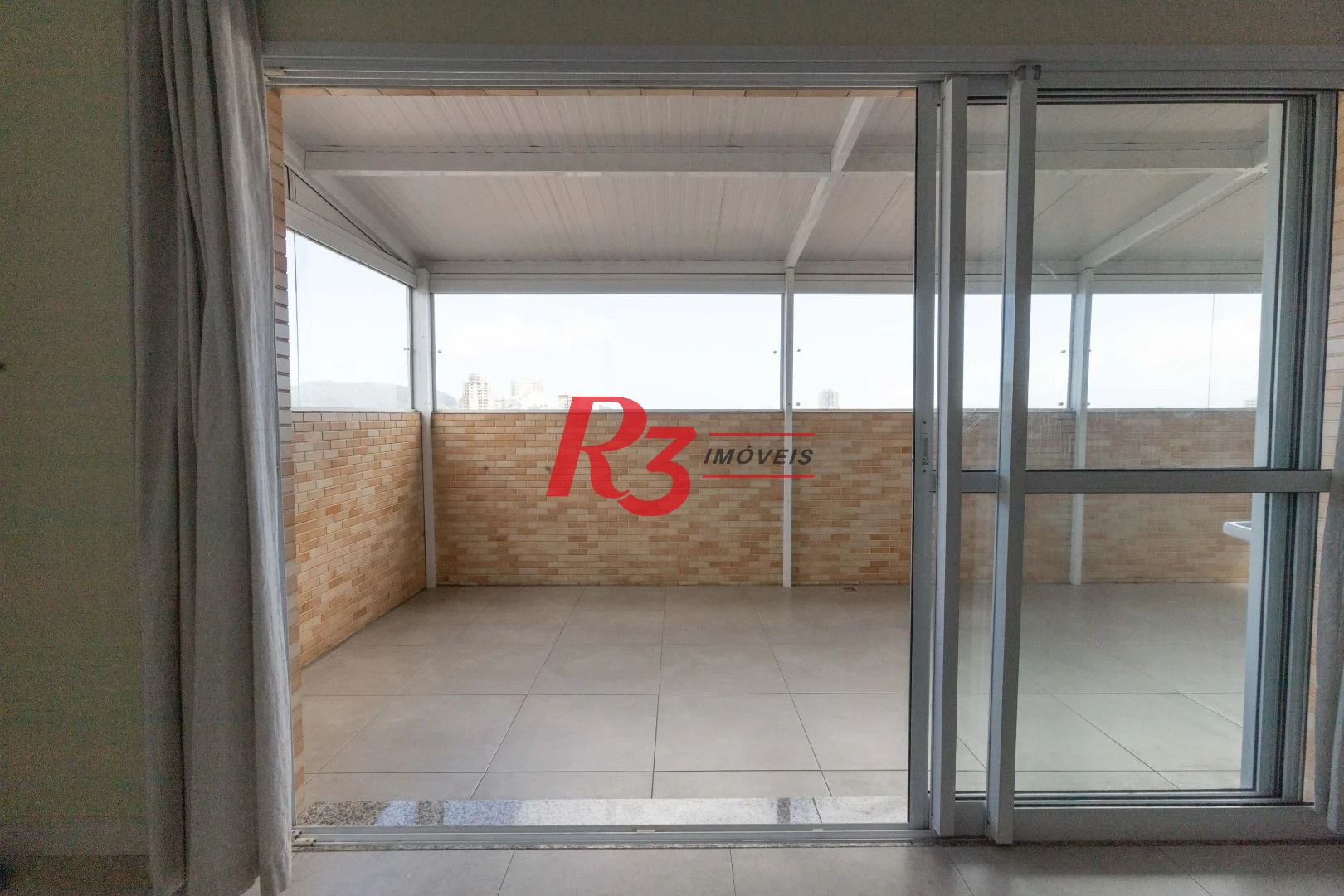 Cobertura com 3 dormitórios à venda, 180 m² por R$ 1.800.000,00 - Ponta da Praia - Santos/SP
