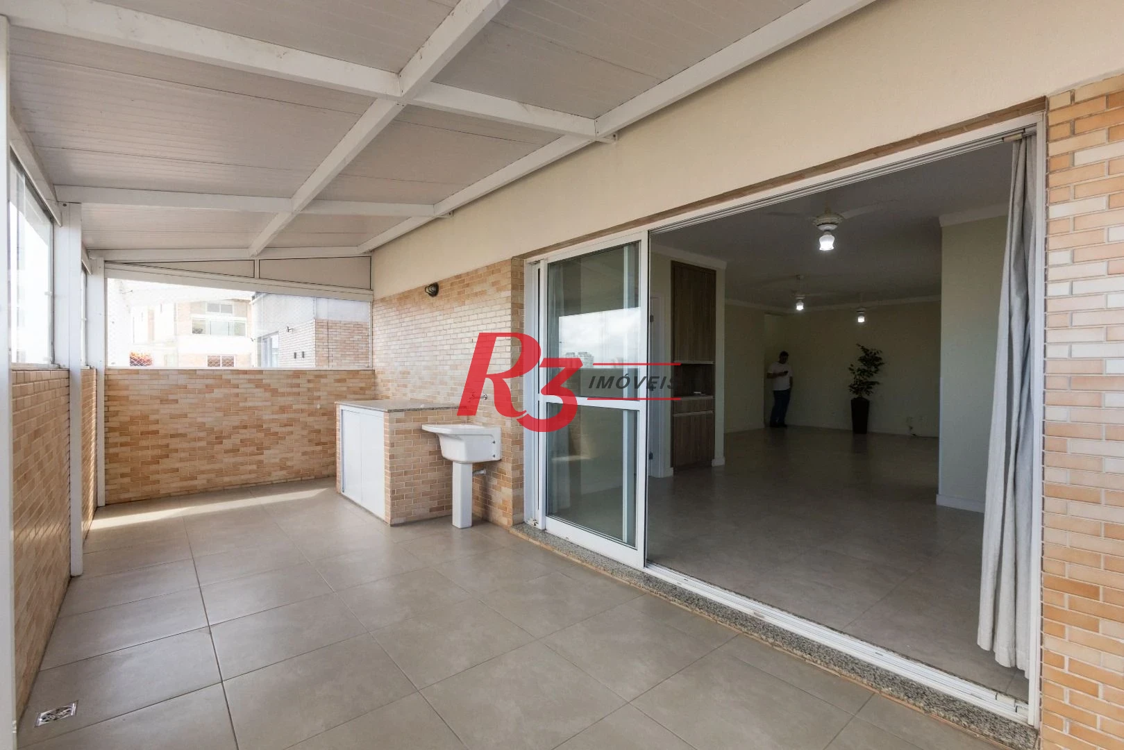 Cobertura com 3 dormitórios à venda, 180 m² por R$ 1.800.000,00 - Ponta da Praia - Santos/SP