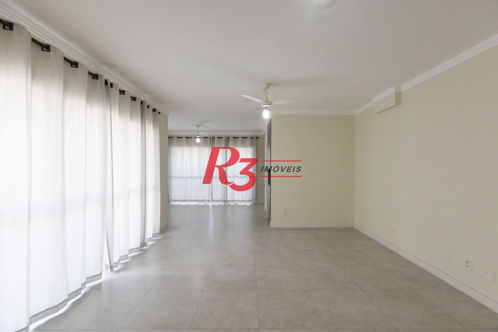 Cobertura com 3 dormitórios à venda, 180 m² por R$ 1.800.000,00 - Ponta da Praia - Santos/SP