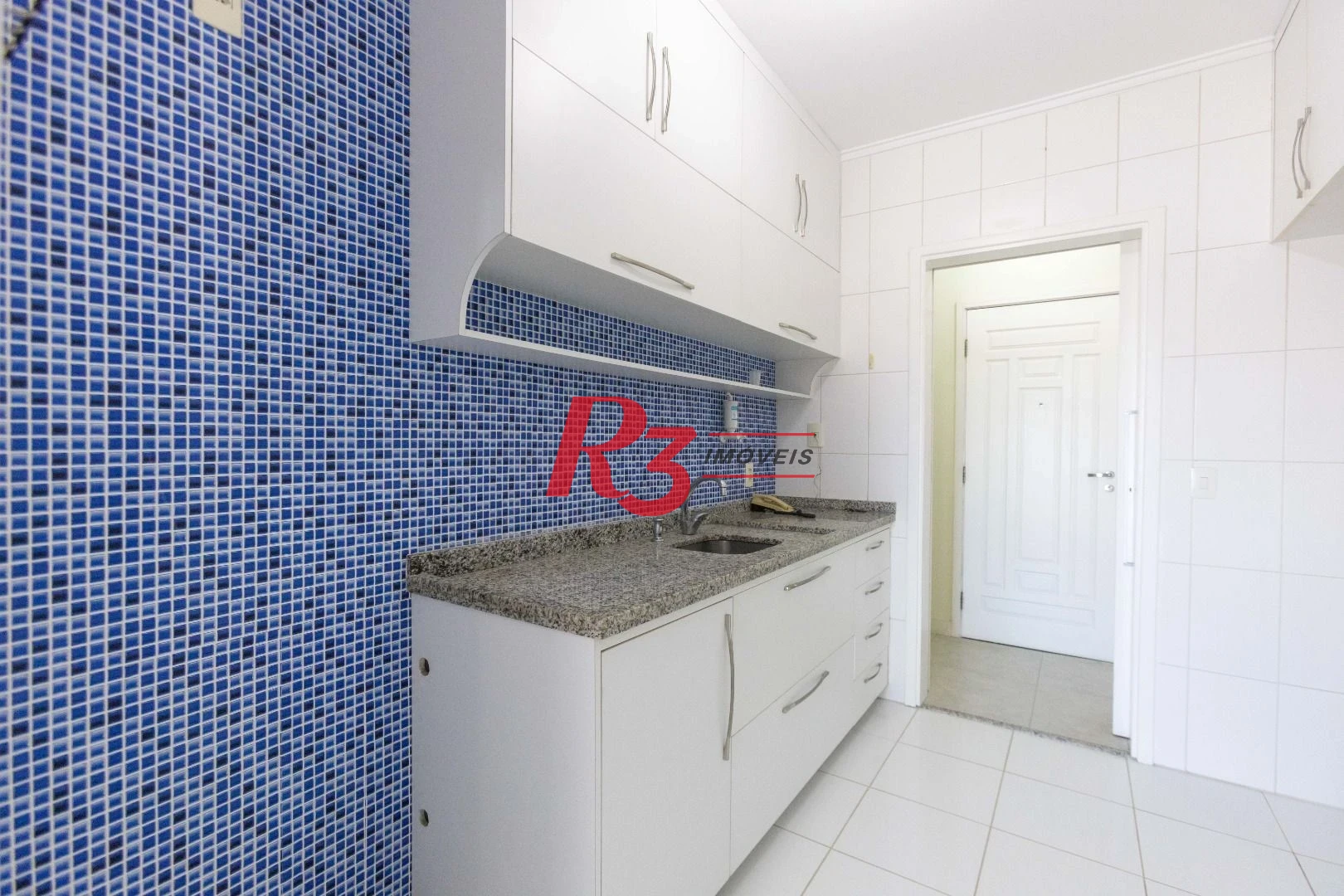 Cobertura com 3 dormitórios à venda, 180 m² por R$ 1.800.000,00 - Ponta da Praia - Santos/SP