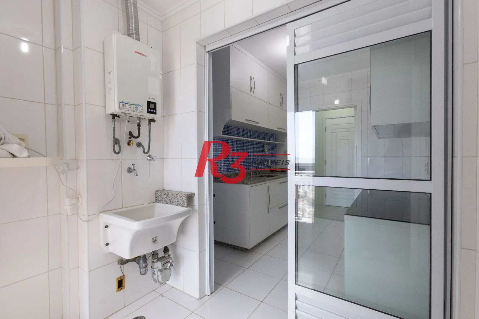 Cobertura com 3 dormitórios à venda, 180 m² por R$ 1.800.000,00 - Ponta da Praia - Santos/SP