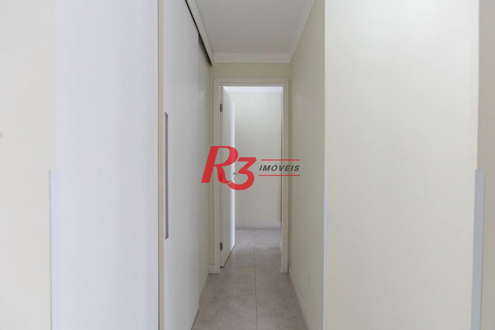 Cobertura com 3 dormitórios à venda, 180 m² por R$ 1.800.000,00 - Ponta da Praia - Santos/SP
