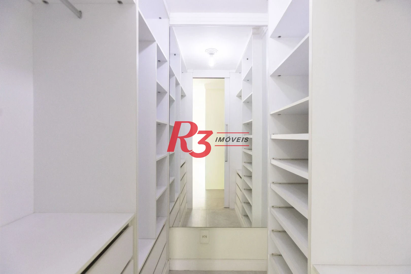 Cobertura com 3 dormitórios à venda, 180 m² por R$ 1.800.000,00 - Ponta da Praia - Santos/SP