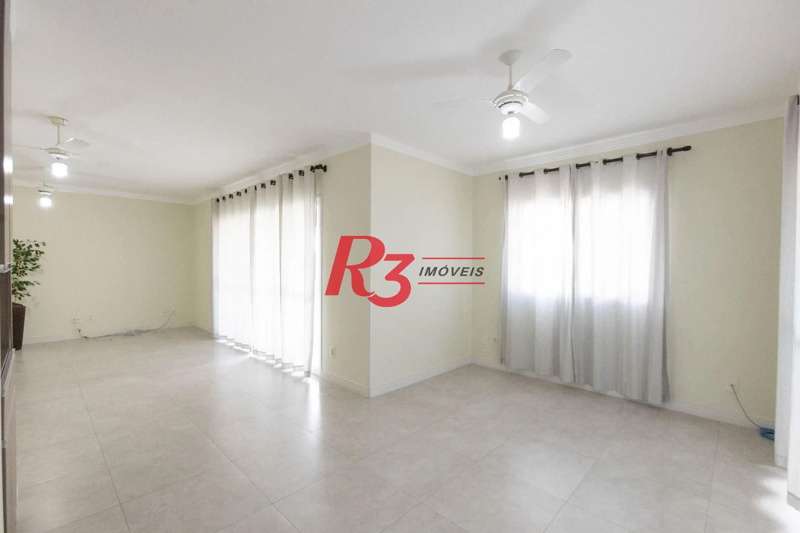 Cobertura com 3 dormitórios à venda, 180 m² por R$ 1.800.000,00 - Ponta da Praia - Santos/SP