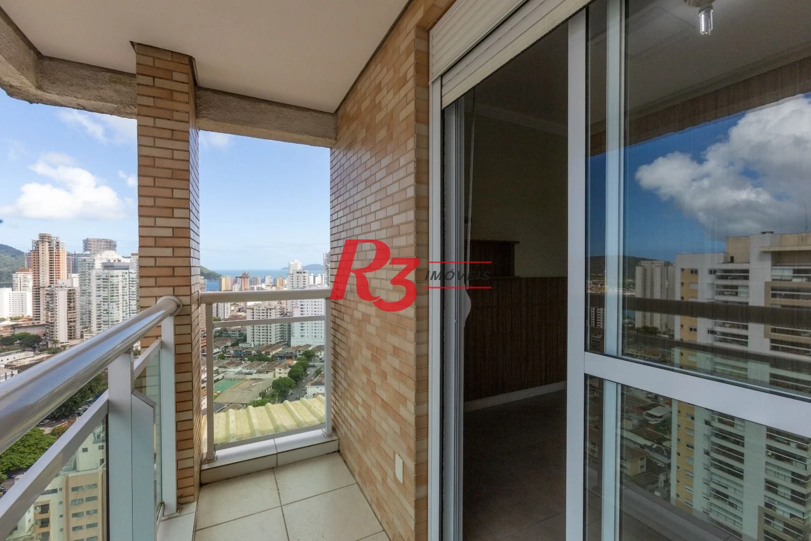 Cobertura com 3 dormitórios à venda, 180 m² por R$ 1.800.000,00 - Ponta da Praia - Santos/SP