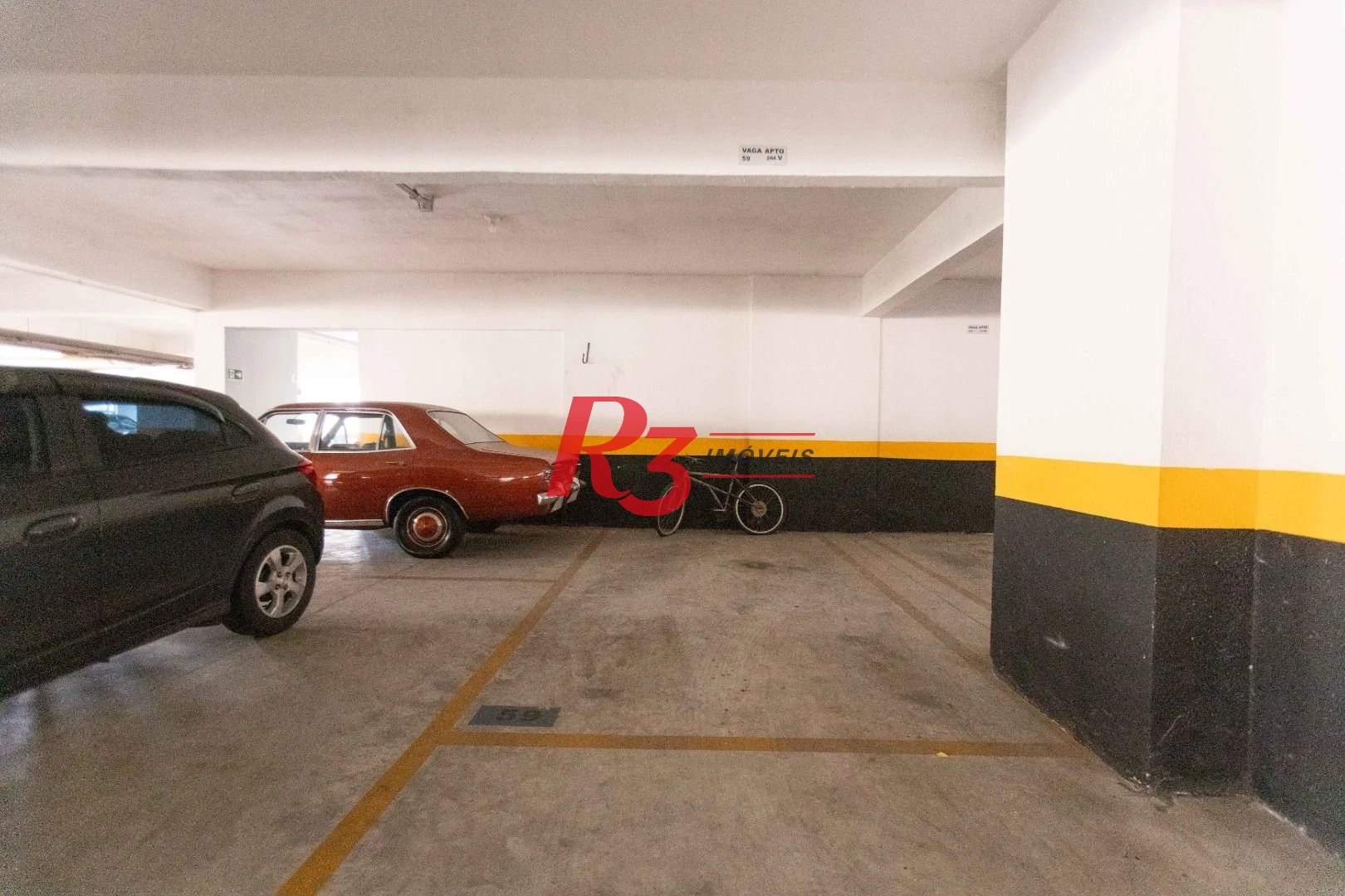Cobertura com 3 dormitórios à venda, 180 m² por R$ 1.800.000,00 - Ponta da Praia - Santos/SP