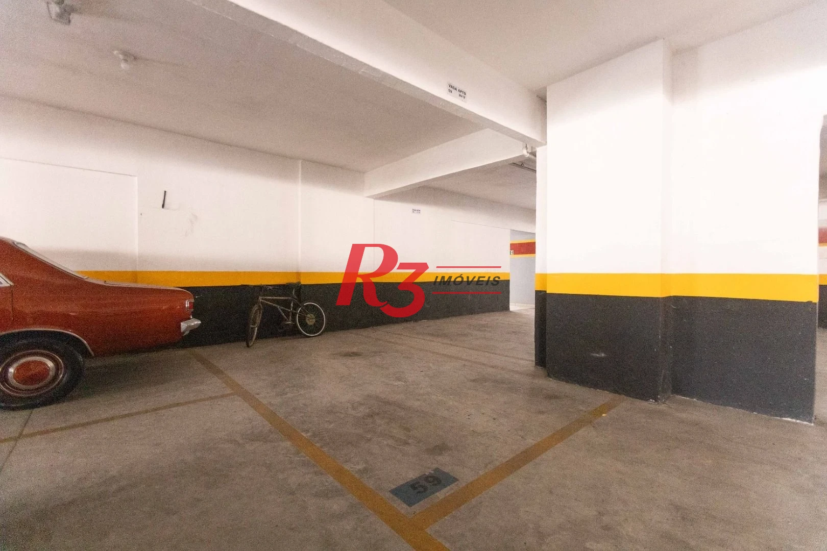 Cobertura com 3 dormitórios à venda, 180 m² por R$ 1.800.000,00 - Ponta da Praia - Santos/SP