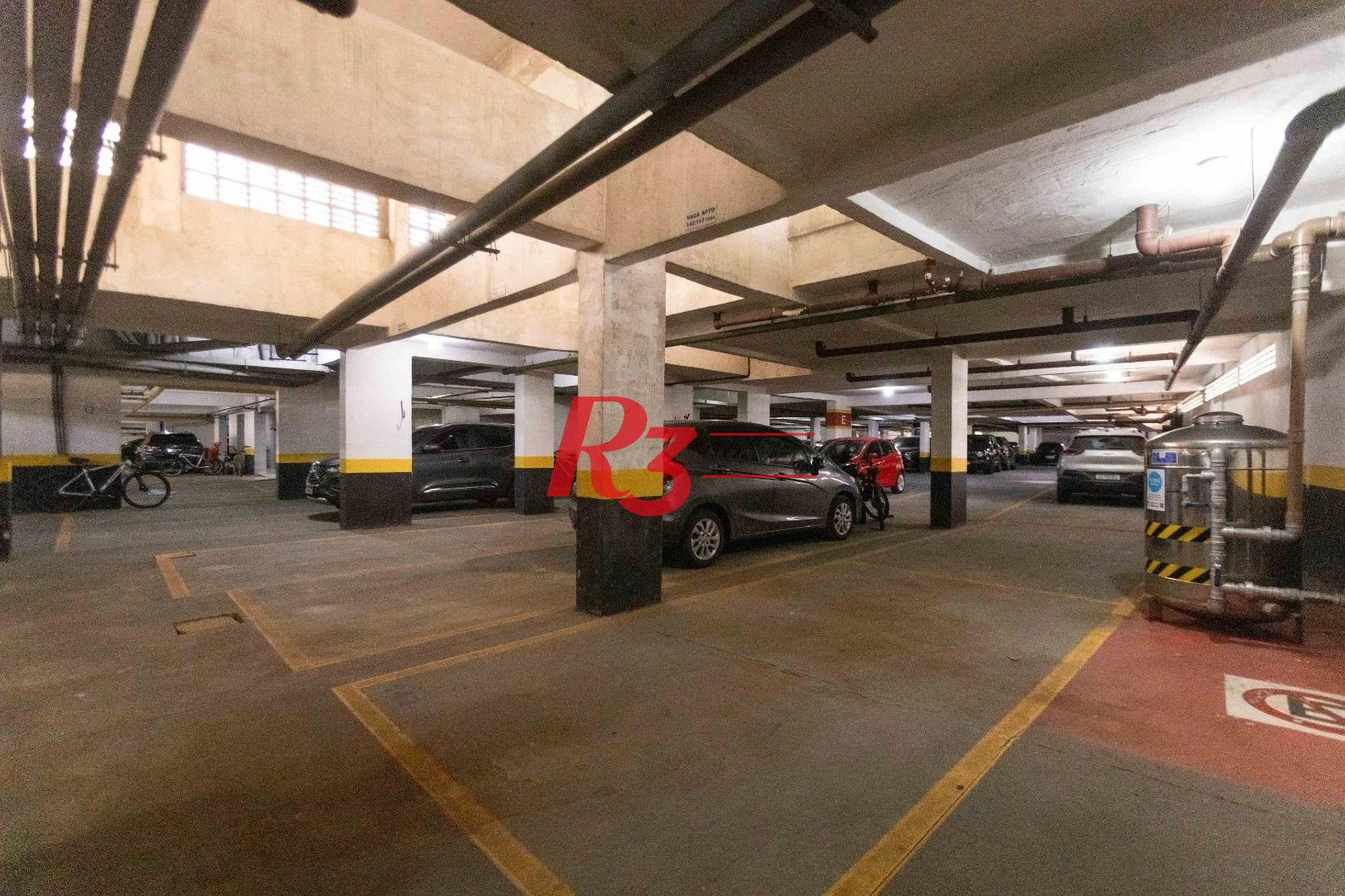 Cobertura com 3 dormitórios à venda, 180 m² por R$ 1.800.000,00 - Ponta da Praia - Santos/SP