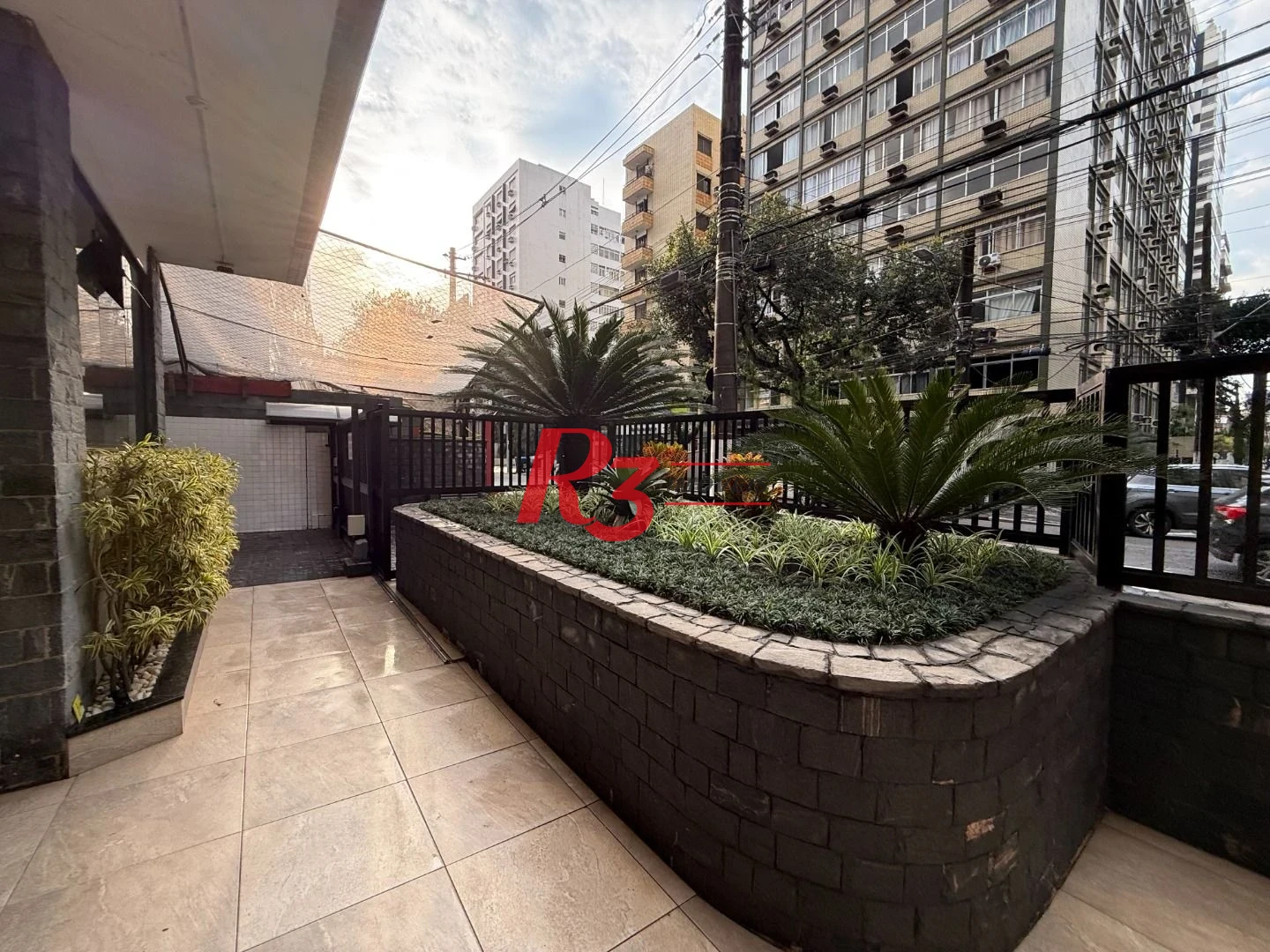 Apartamento com 2 dormitórios à venda, 127 m² por R$ 700.000,00 - Gonzaga - Santos/SP