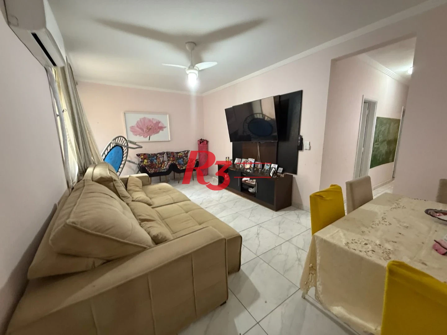Apartamento com 2 dormitórios à venda, 127 m² por R$ 700.000,00 - Gonzaga - Santos/SP
