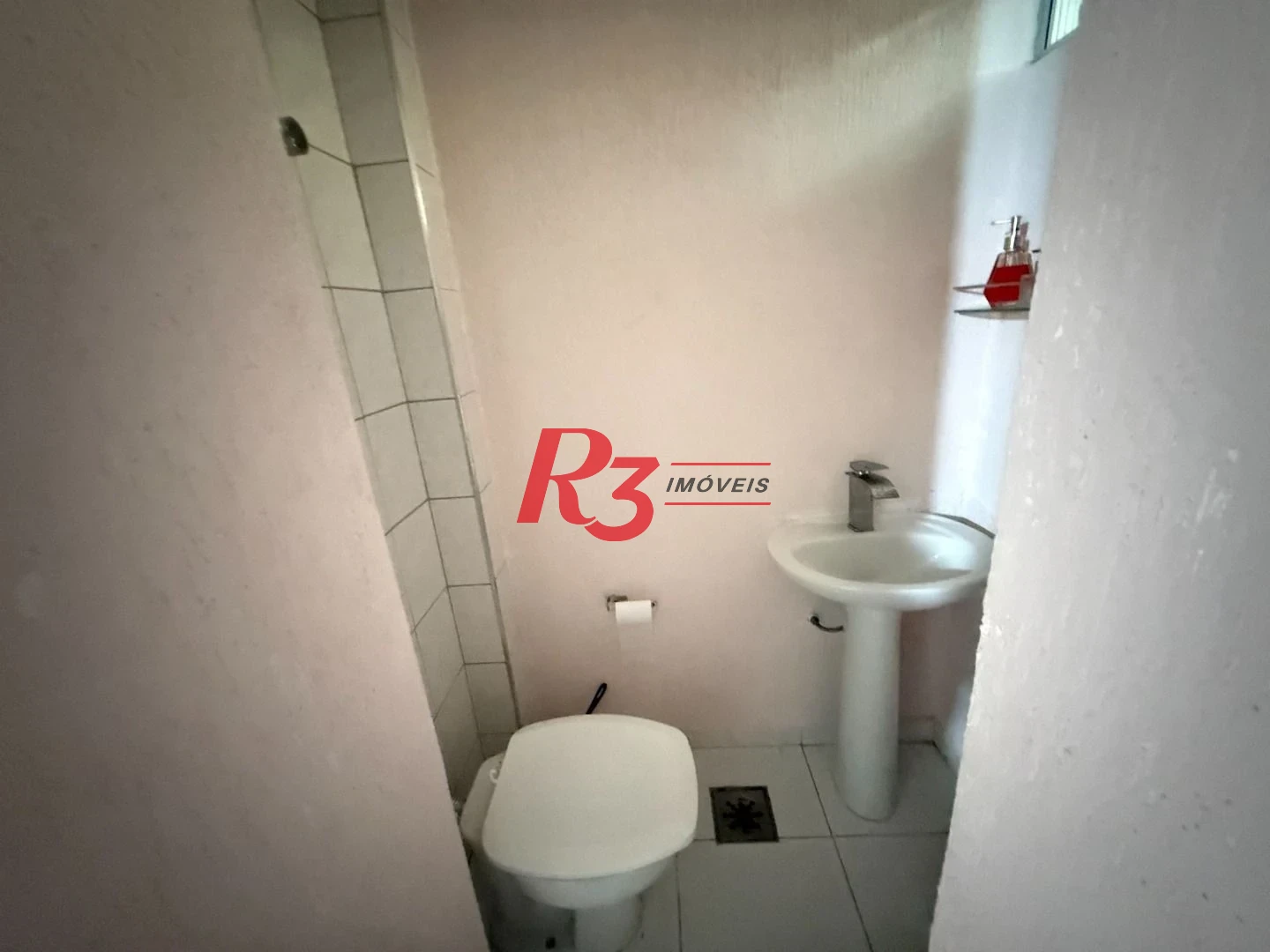 Apartamento com 2 dormitórios à venda, 127 m² por R$ 700.000,00 - Gonzaga - Santos/SP
