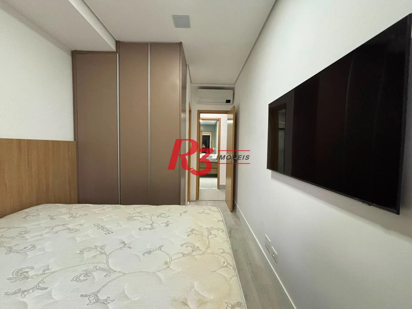 Apartamento com 2 dormitórios à venda, 75 m² por R$ 1.060.000,00 - José Menino - Santos/SP