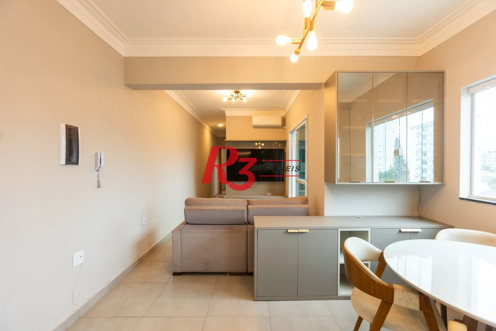 Apartamento com 2 dormitórios à venda, 70 m² por R$ 710.000,00 - Campo Grande - Santos/SP