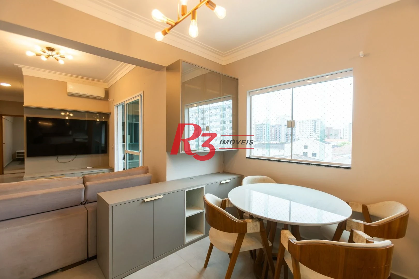 Apartamento com 2 dormitórios à venda, 70 m² por R$ 710.000,00 - Campo Grande - Santos/SP