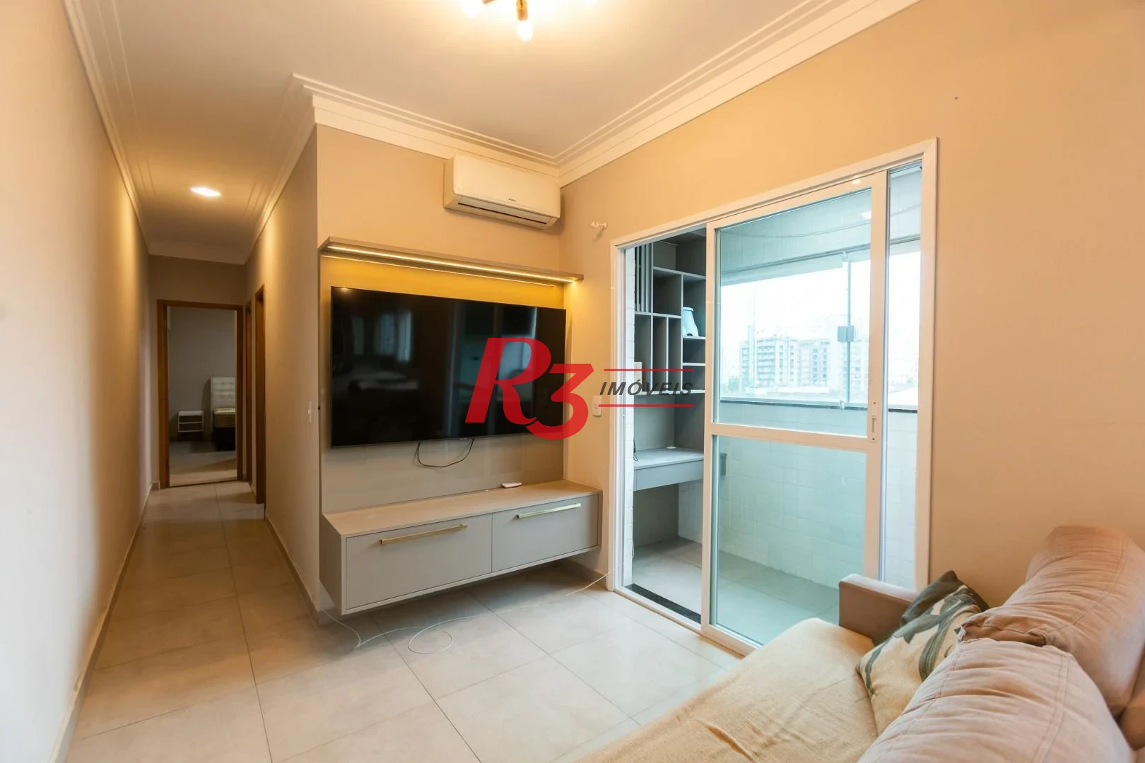 Apartamento com 2 dormitórios à venda, 70 m² por R$ 710.000,00 - Campo Grande - Santos/SP