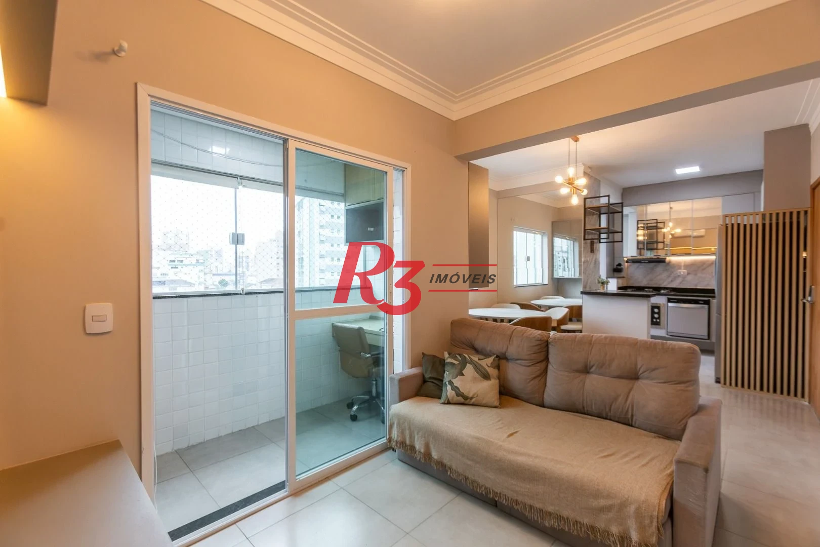 Apartamento com 2 dormitórios à venda, 70 m² por R$ 710.000,00 - Campo Grande - Santos/SP
