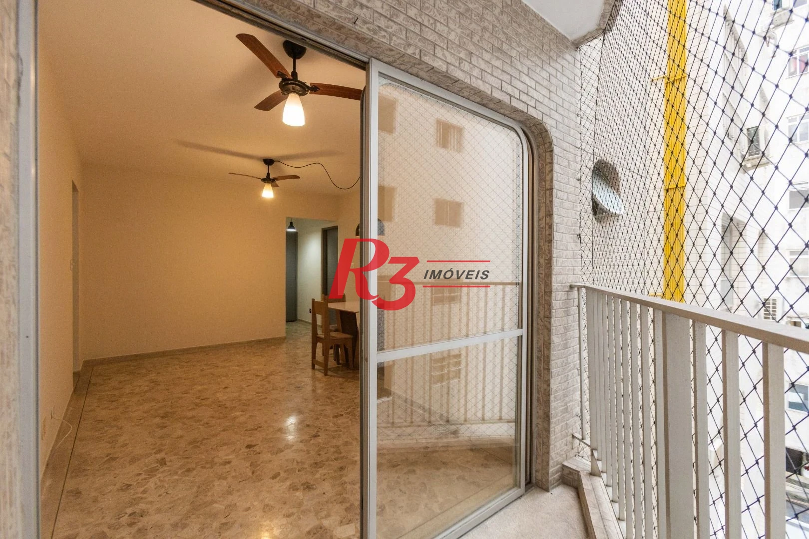 Apartamento com 2 dormitórios para alugar, 55 m² por R$ 4.815,00/mês - Ponta da Praia - Santos/SP