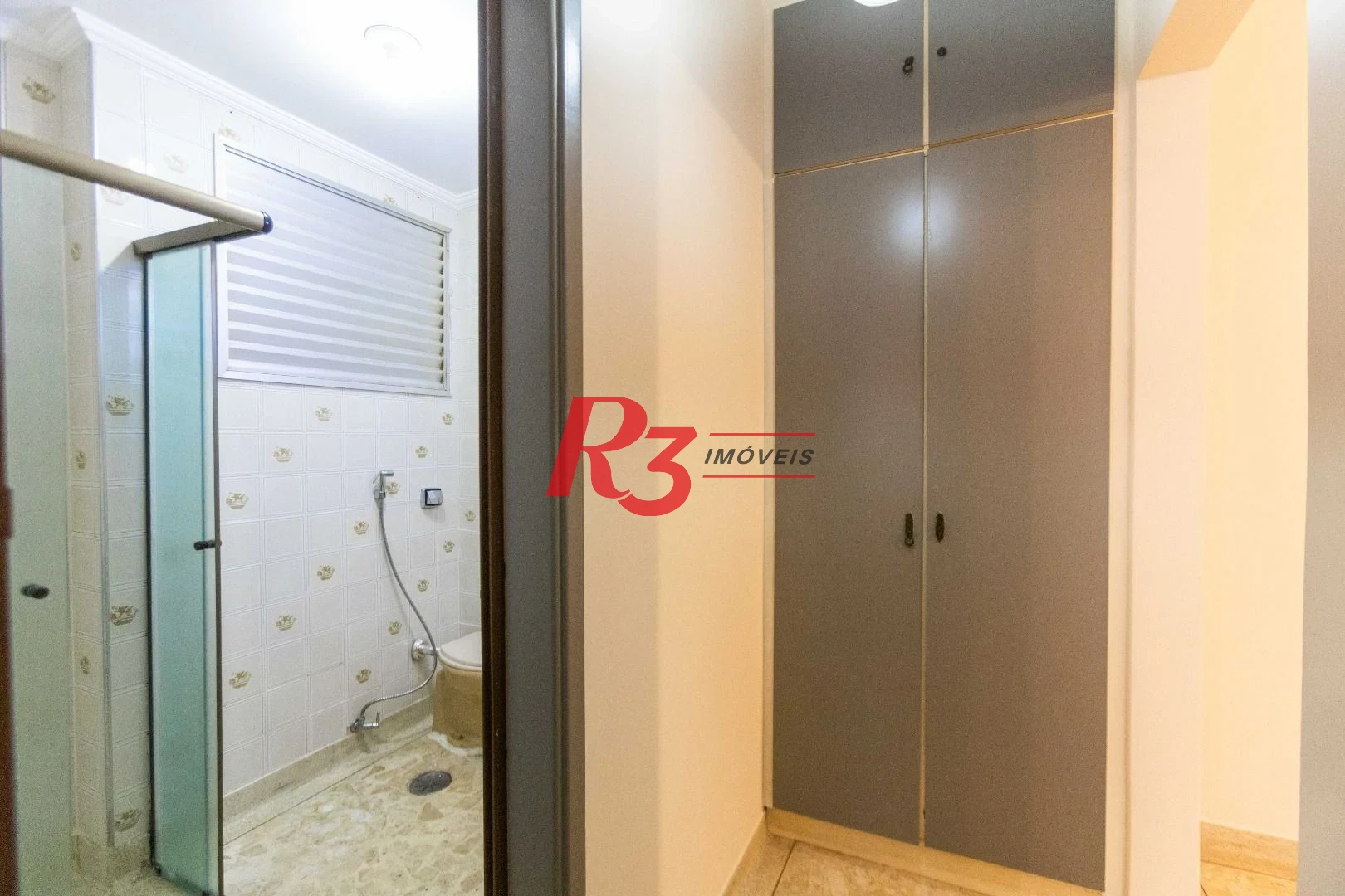 Apartamento com 2 dormitórios para alugar, 55 m² por R$ 4.815,00/mês - Ponta da Praia - Santos/SP