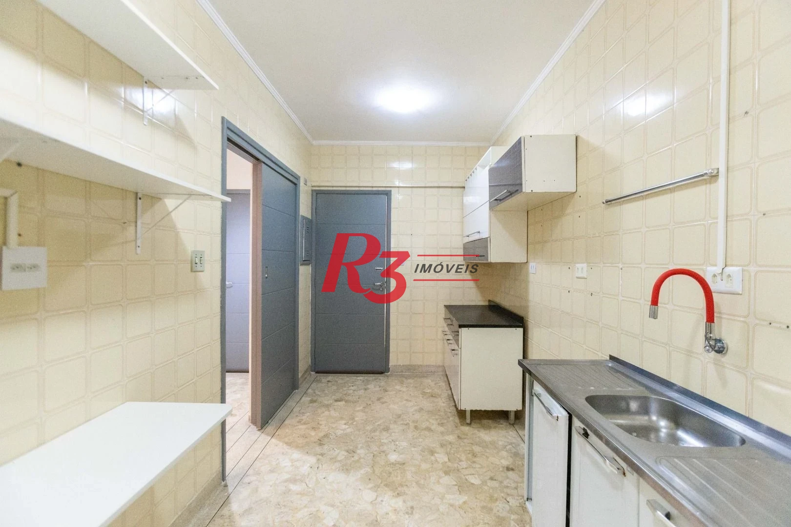 Apartamento com 2 dormitórios para alugar, 55 m² por R$ 4.815,00/mês - Ponta da Praia - Santos/SP