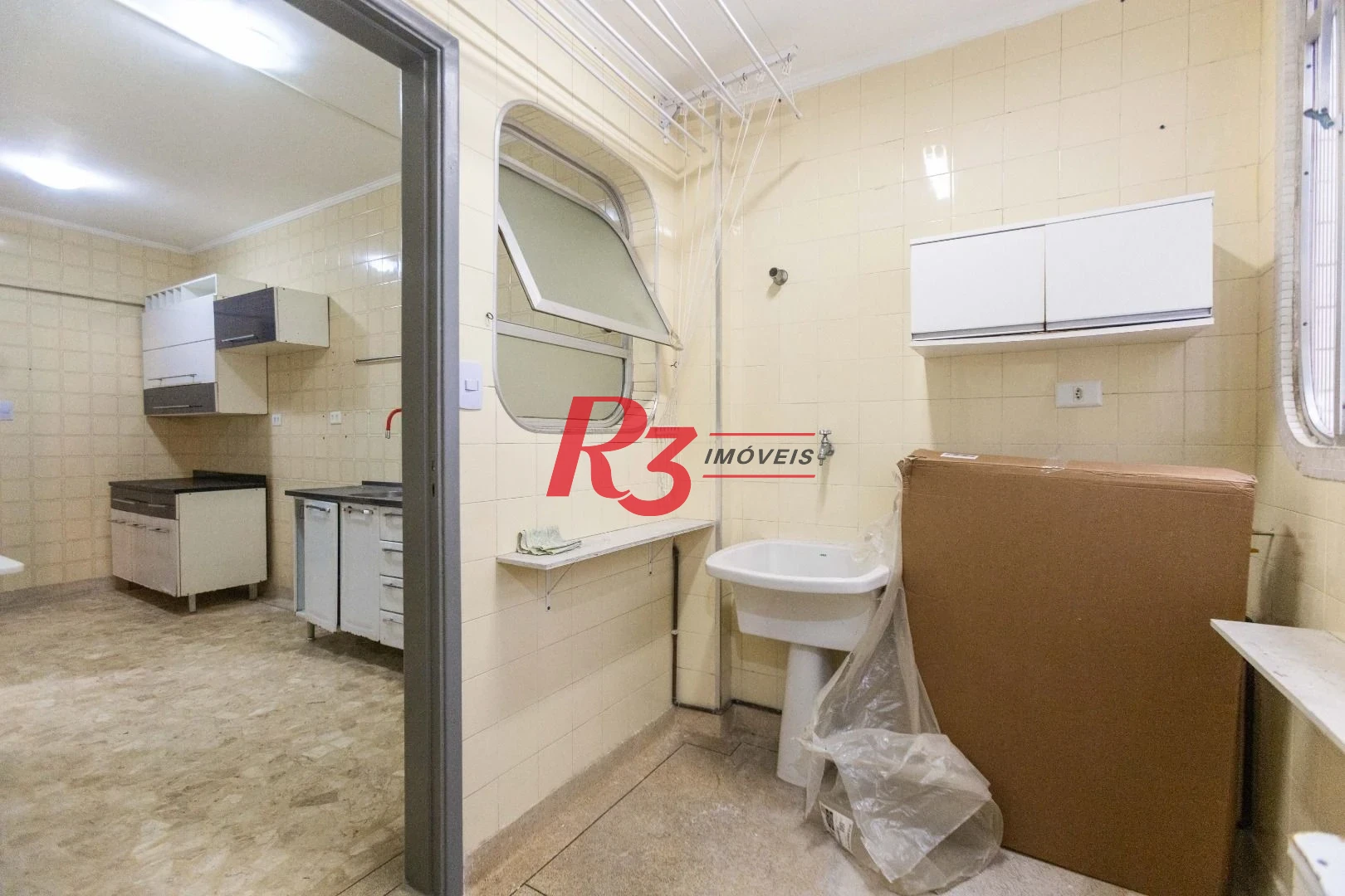 Apartamento com 2 dormitórios para alugar, 55 m² por R$ 4.815,00/mês - Ponta da Praia - Santos/SP