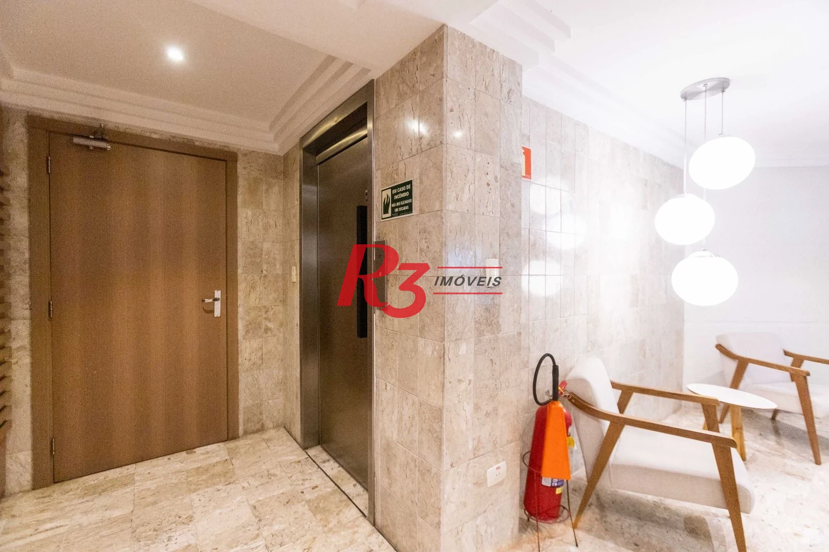 Apartamento com 2 dormitórios para alugar, 55 m² por R$ 4.815,00/mês - Ponta da Praia - Santos/SP