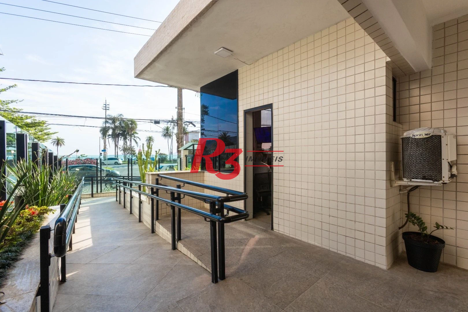 Apartamento com 2 dormitórios para alugar, 55 m² por R$ 4.815,00/mês - Ponta da Praia - Santos/SP