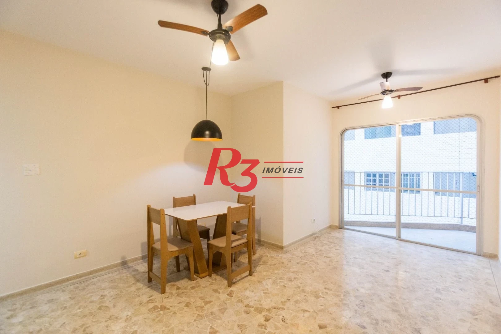 Apartamento com 2 dormitórios para alugar, 55 m² por R$ 4.815,00/mês - Ponta da Praia - Santos/SP