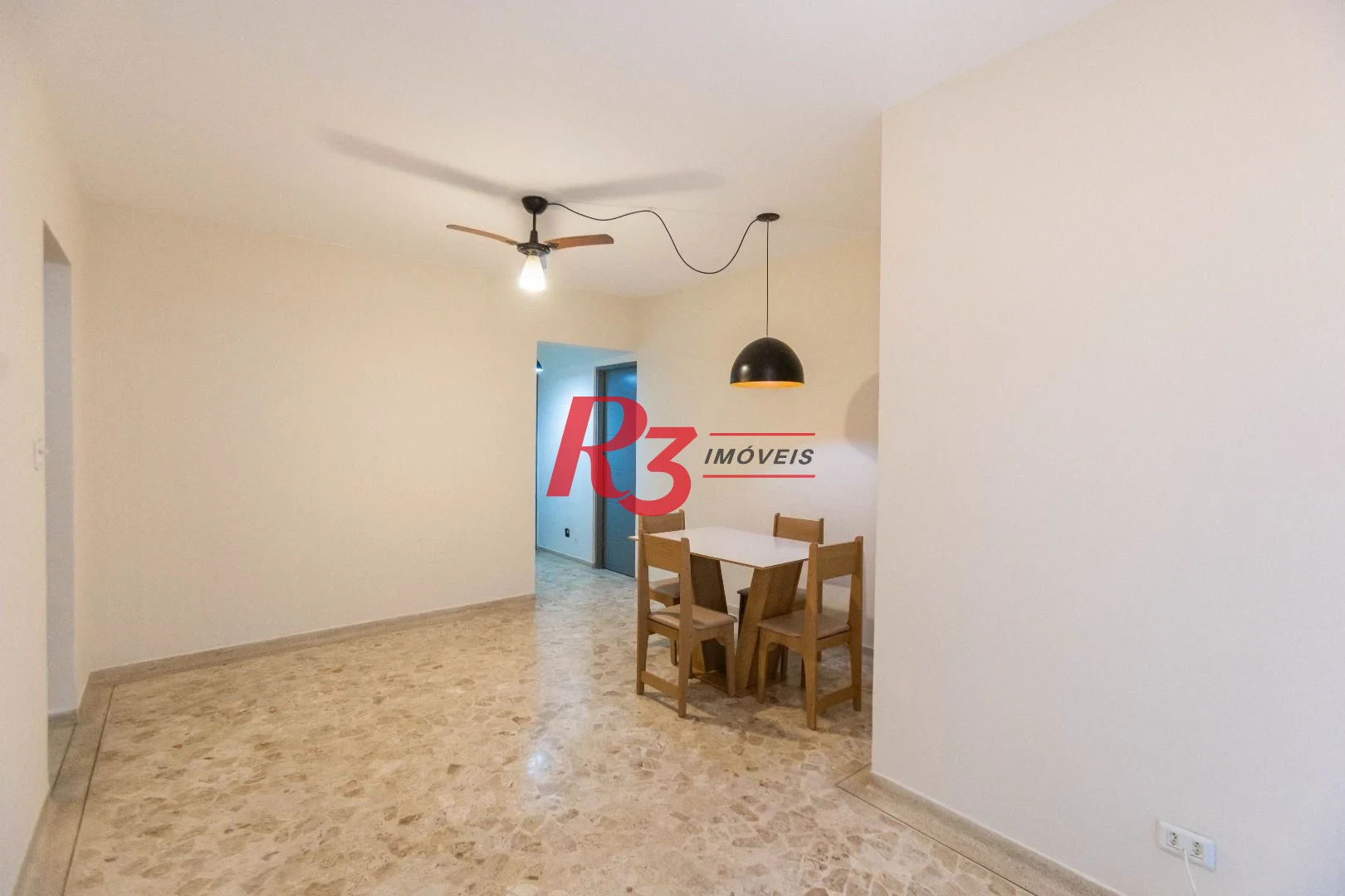 Apartamento com 2 dormitórios para alugar, 55 m² por R$ 4.815,00/mês - Ponta da Praia - Santos/SP