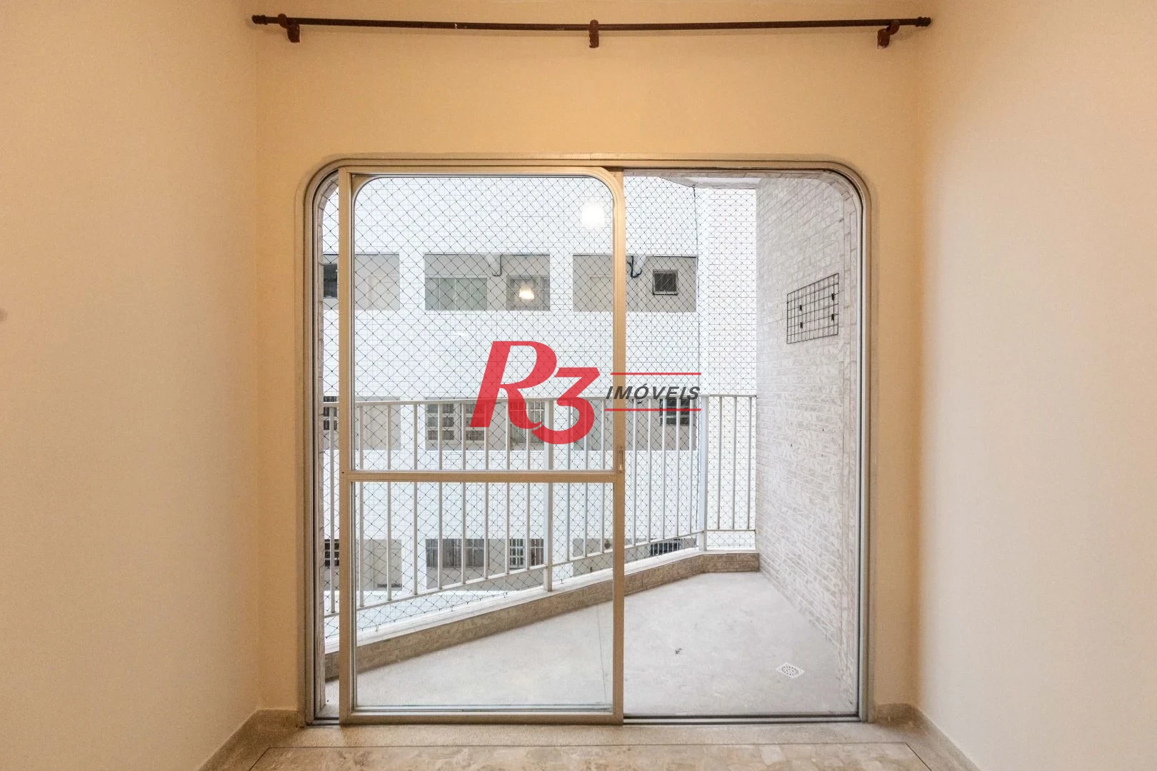 Apartamento com 2 dormitórios para alugar, 55 m² por R$ 4.815,00/mês - Ponta da Praia - Santos/SP