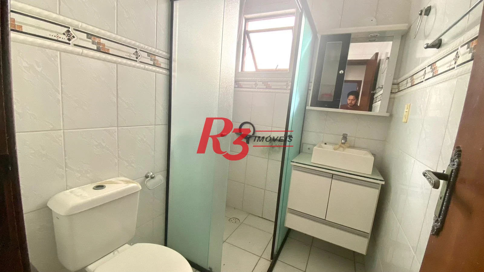 Sobrado com 2 dormitórios à venda, 67 m² por R$ 300.000,00 - Parque São Vicente - São Vicente/SP