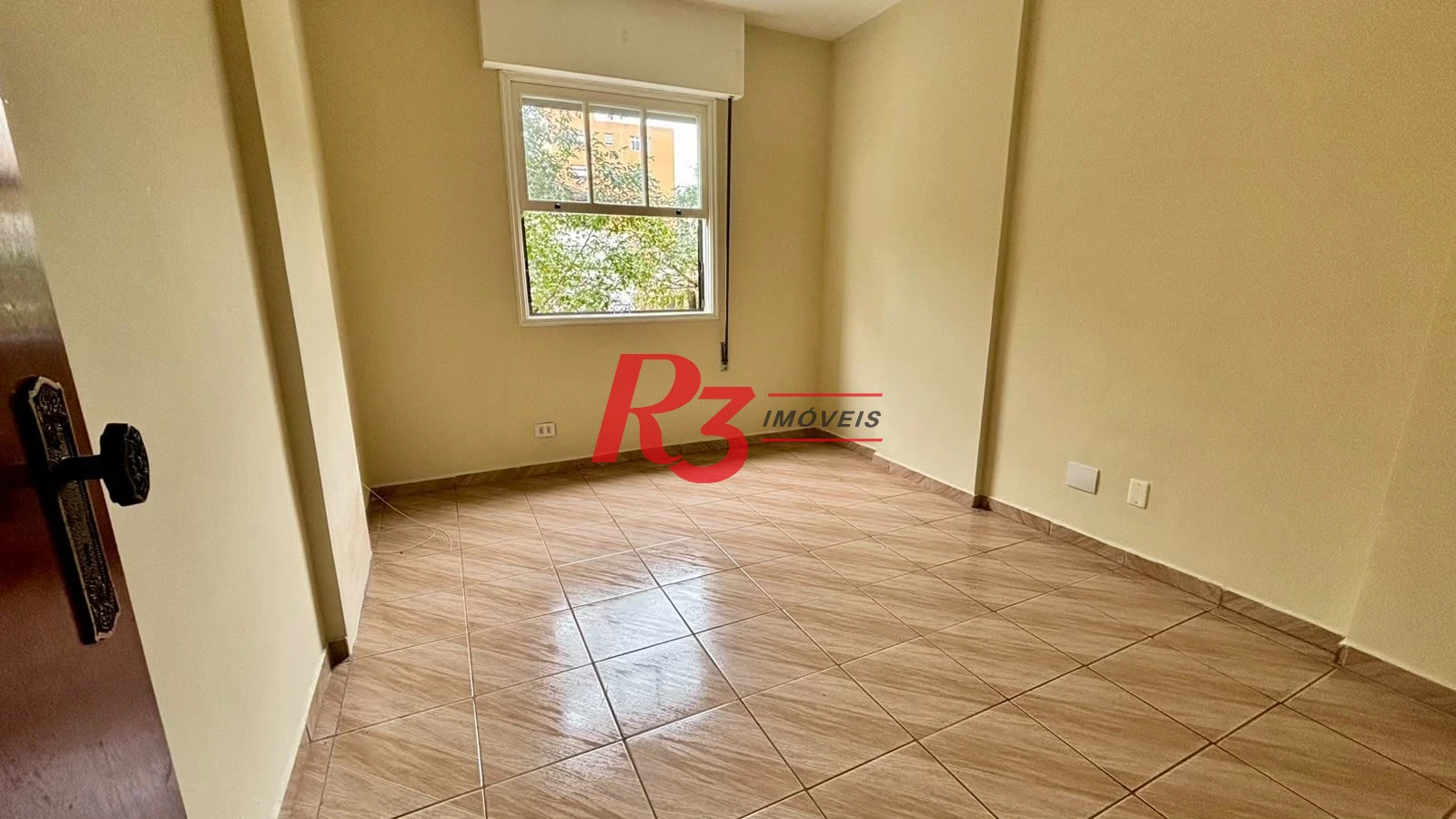 Apartamento com 2 dormitórios à venda, 119 m² por R$ 850.000,00 - Embaré - Santos/SP