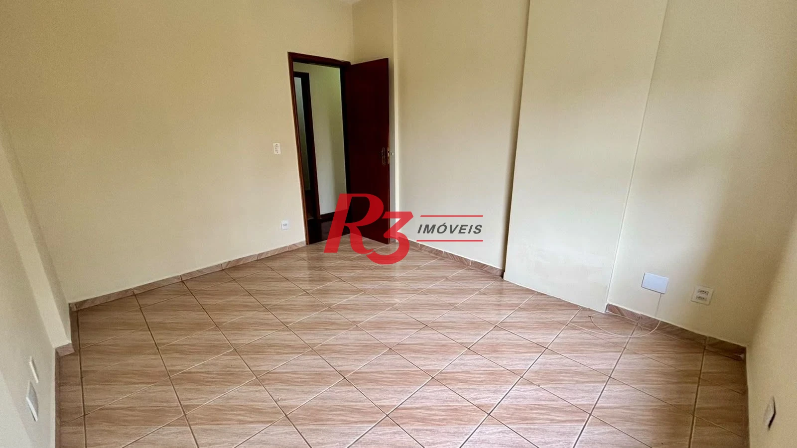 Apartamento com 2 dormitórios à venda, 119 m² por R$ 850.000,00 - Embaré - Santos/SP