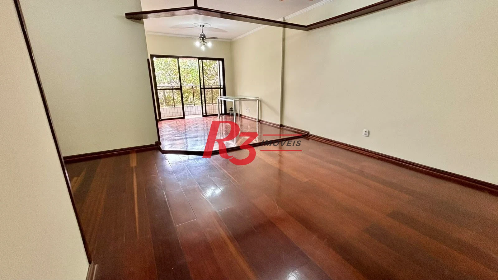 Apartamento com 2 dormitórios à venda, 119 m² por R$ 850.000,00 - Embaré - Santos/SP