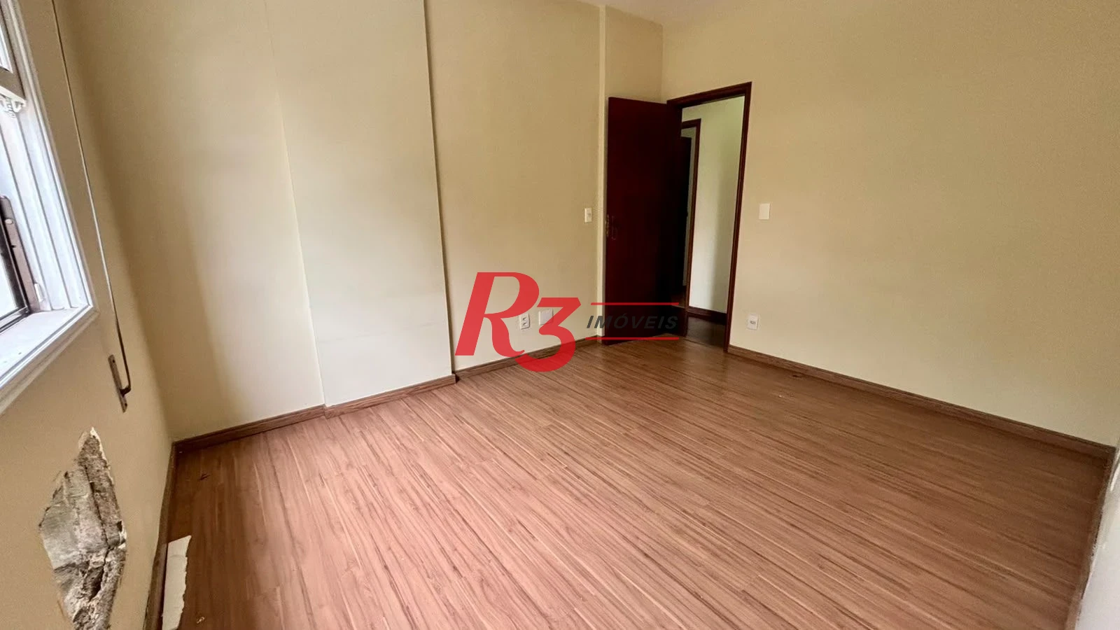 Apartamento com 2 dormitórios à venda, 119 m² por R$ 850.000,00 - Embaré - Santos/SP
