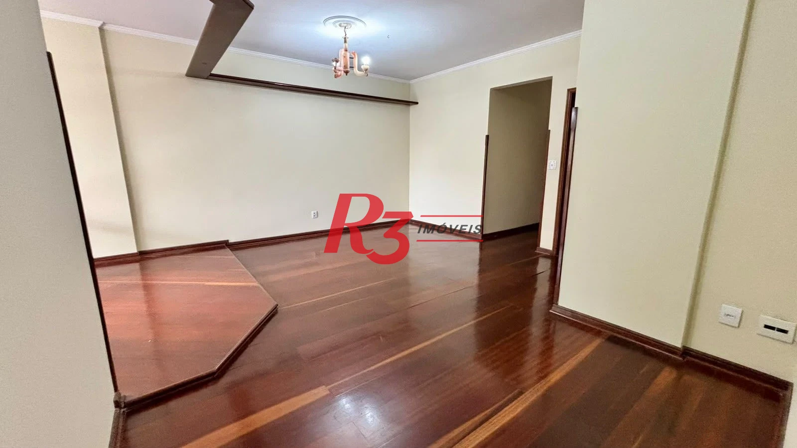 Apartamento com 2 dormitórios à venda, 119 m² por R$ 850.000,00 - Embaré - Santos/SP