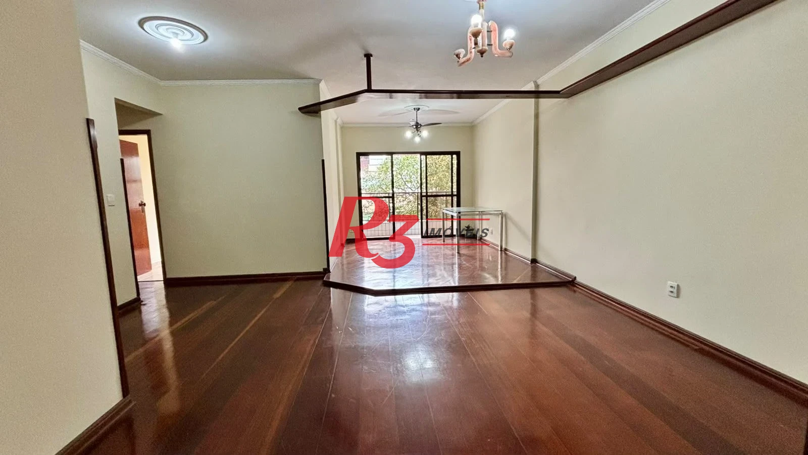 Apartamento com 2 dormitórios à venda, 119 m² por R$ 850.000,00 - Embaré - Santos/SP
