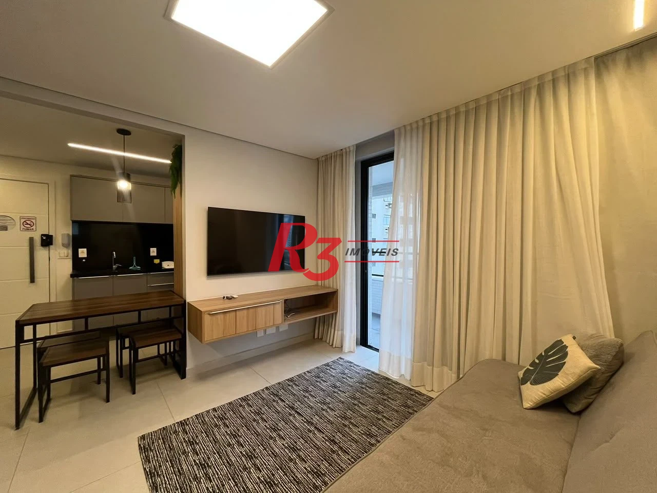Apartamento com 1 dormitório à venda, 57 m² por R$ 770.000,00 - Ponta da Praia - Santos/SP