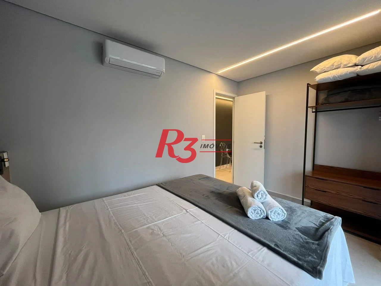 Apartamento com 1 dormitório à venda, 57 m² por R$ 770.000,00 - Ponta da Praia - Santos/SP