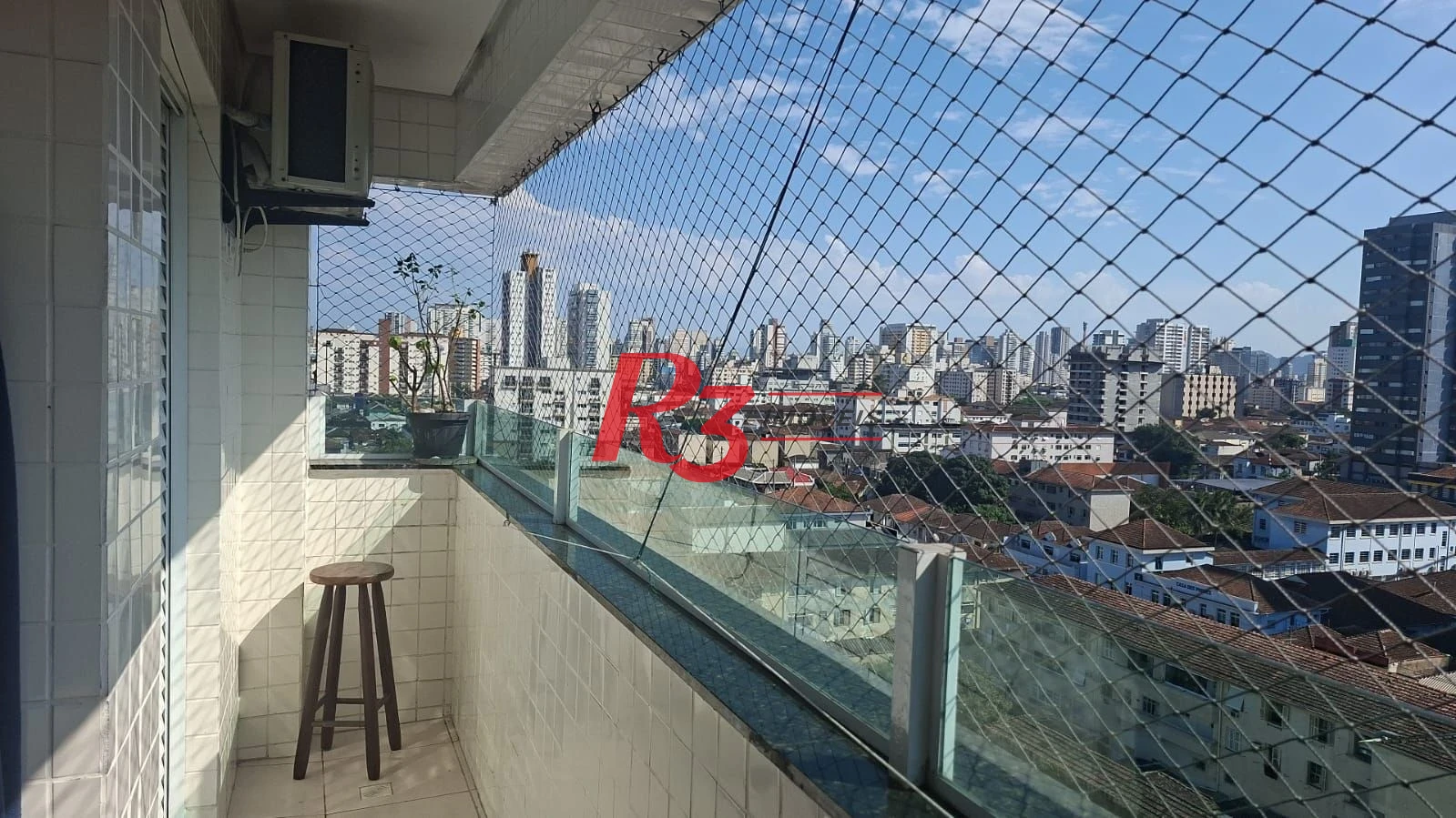 Apartamento com 2 dormitórios à venda, 72 m² por R$ 730.000,00 - Macuco - Santos/SP