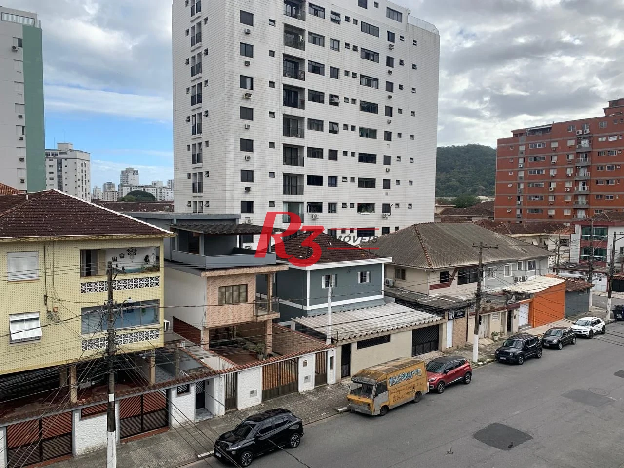 Apartamento com 3 dormitórios à venda, 77 m² por R$ 300.000,00 - Vila Belmiro - Santos/SP