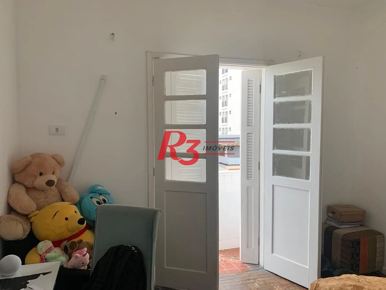 Apartamento com 3 dormitórios à venda, 77 m² por R$ 300.000,00 - Vila Belmiro - Santos/SP
