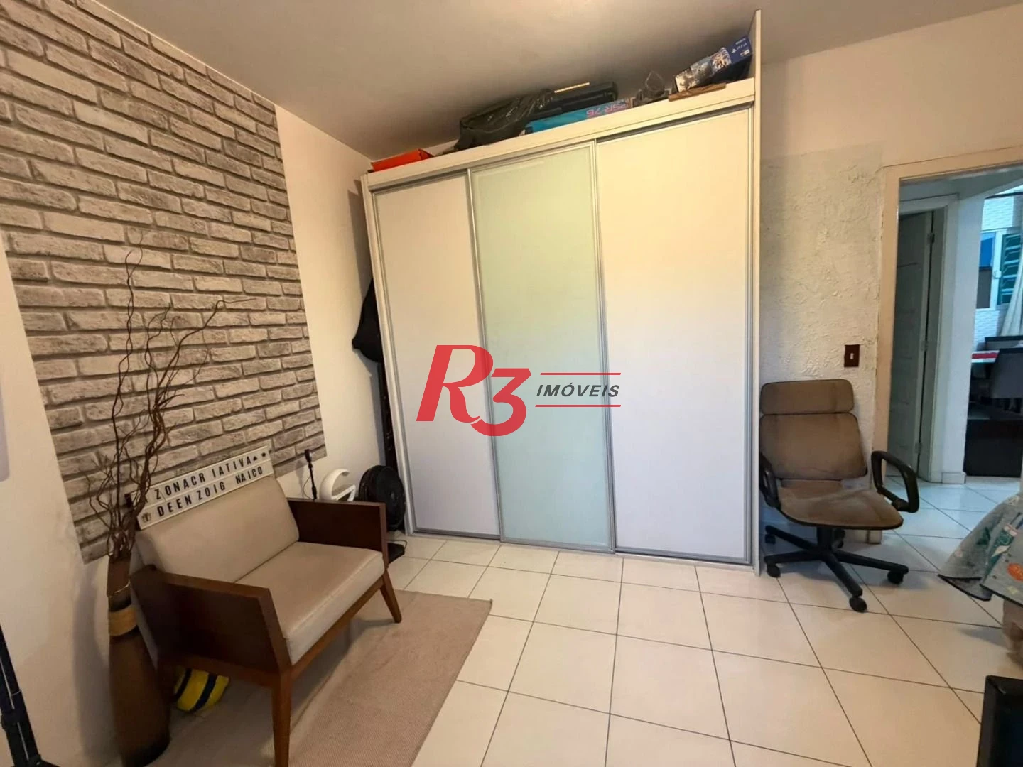 Apartamento com 2 dormitórios à venda, 62 m² por R$ 390.000,00 - Ponta da Praia - Santos/SP