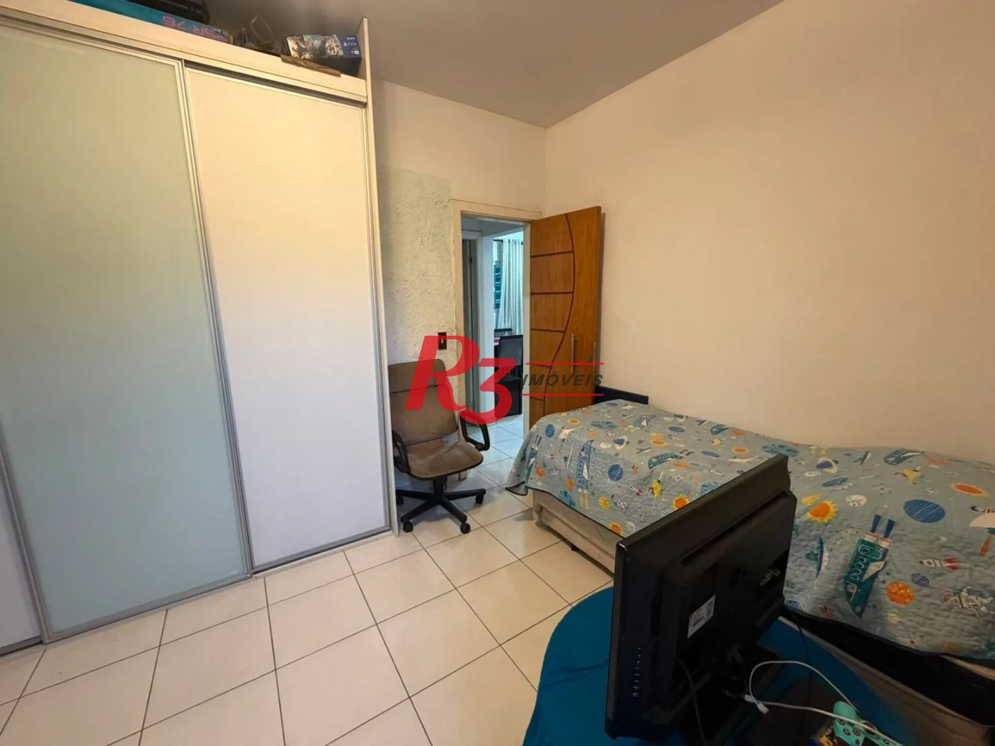 Apartamento com 2 dormitórios à venda, 62 m² por R$ 390.000,00 - Ponta da Praia - Santos/SP