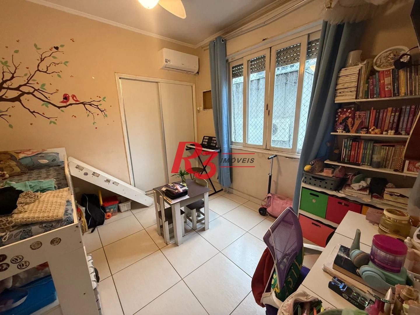Apartamento com 2 dormitórios à venda, 70 m² por R$ 390.000,00 - Boqueirão - Santos/SP
